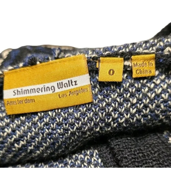 Womens Blue Knit Pocho Hooded Wool Blend Size 0 by Shimmering Waltz Amsterdam - Picture 5 of 8